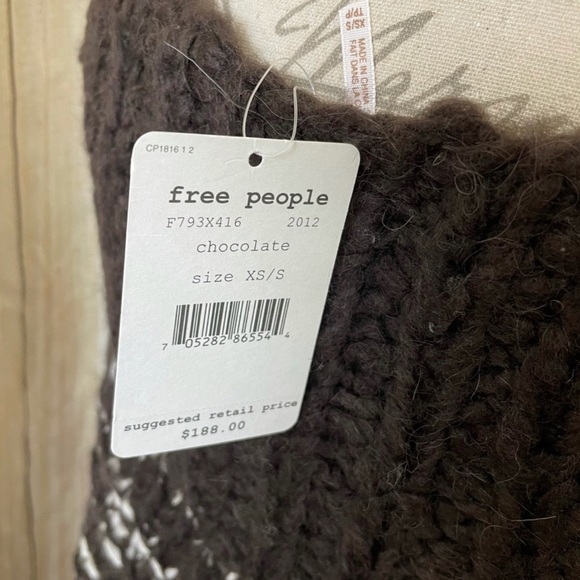 Free People - poncho, alpaca wool - Picture 9 of 12
